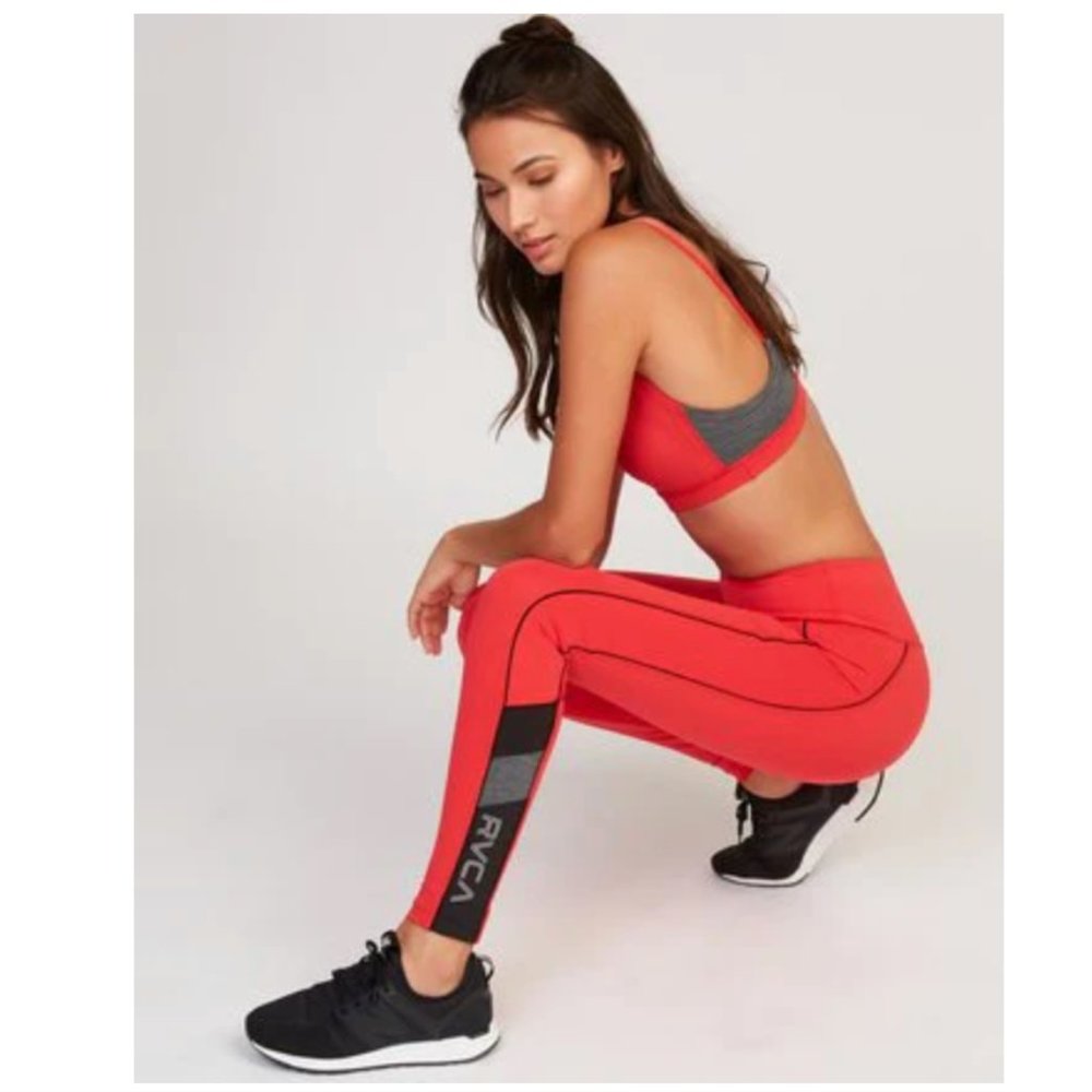 RVCA VA Women's sz L Leggings In Red